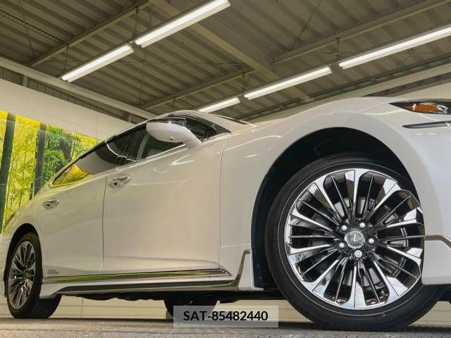 Lexus LS 2018-04 334432-6