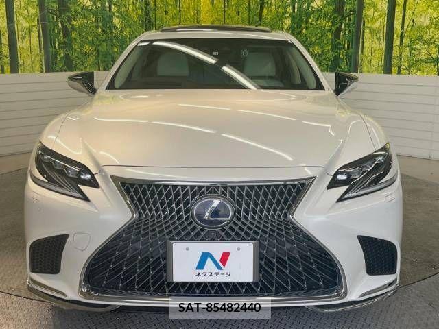 Lexus LS 2018-04 334432-14