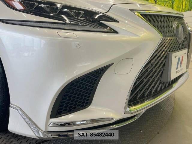 Lexus LS 2018-04 334432-4