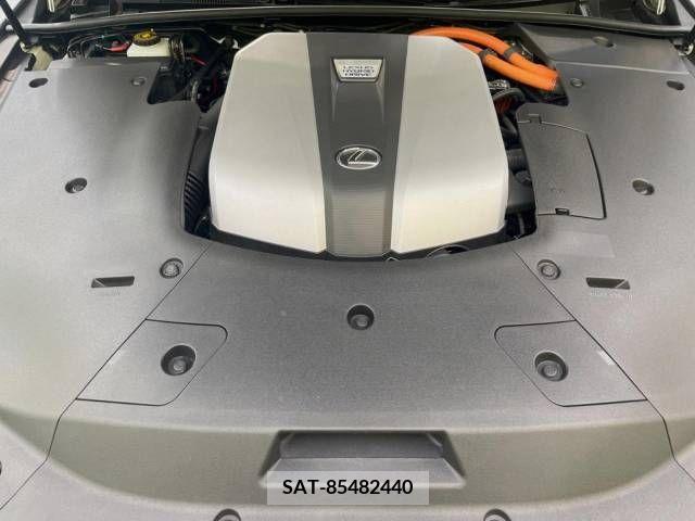Lexus LS 2018-04 334432-18