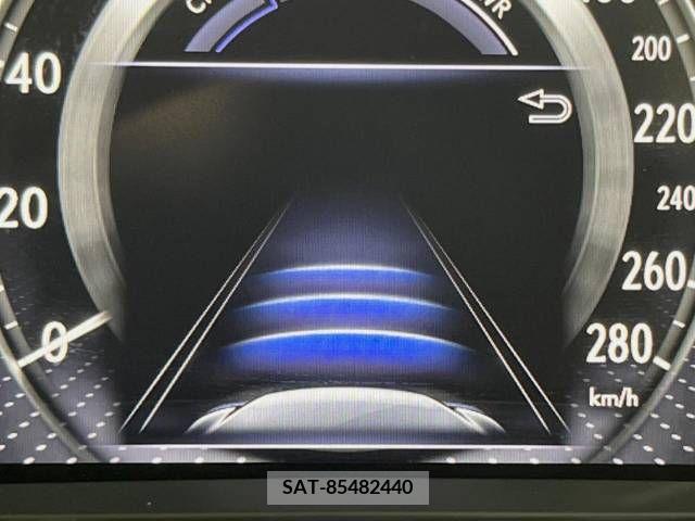 Lexus LS 2018-04 334432-9