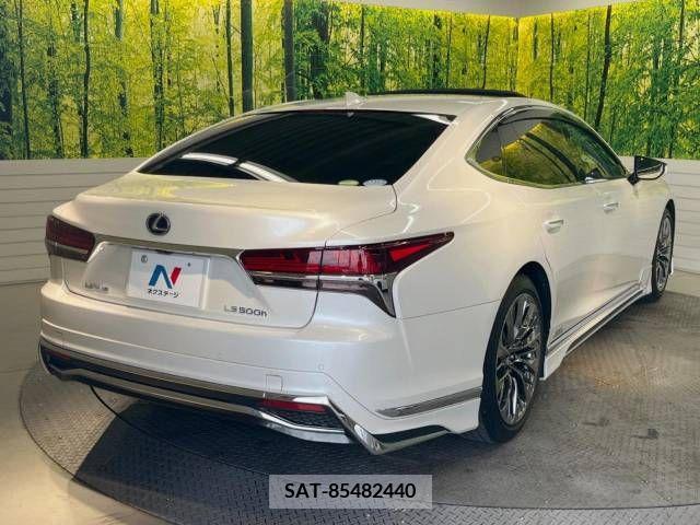 Lexus LS 2018-04 334432-17