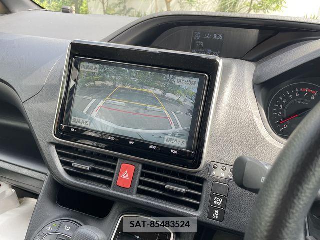 Toyota NOAH 2021-07 321670-5