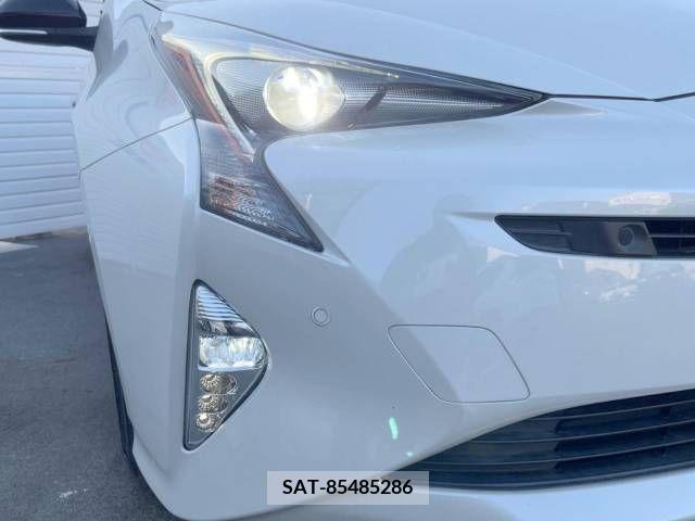 Toyota PRIUS 2017-12 205627-6