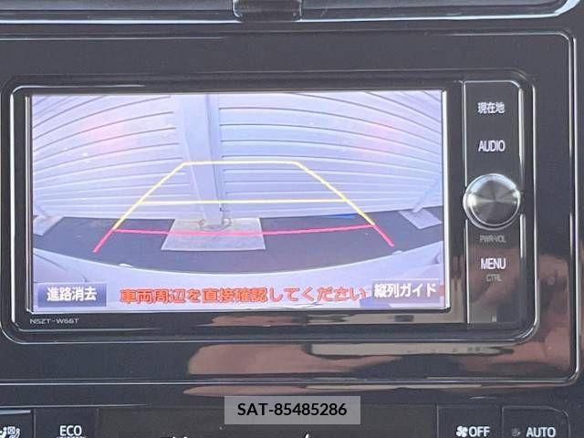 Toyota PRIUS 2017-12 205627-3