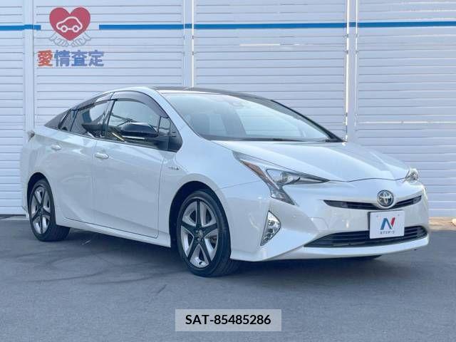 Toyota PRIUS 2017-12 205627-13