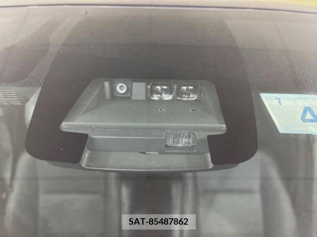 Toyota ESQUIRE 2016-04 322800-2