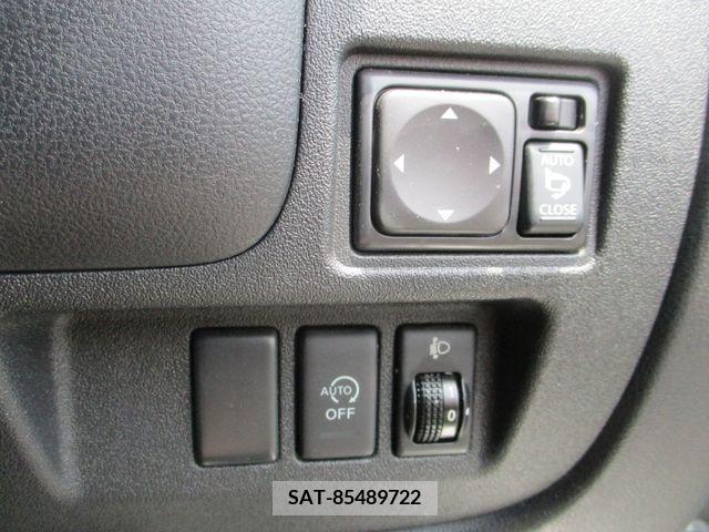 Nissan MARCH 2013-02 363182-10