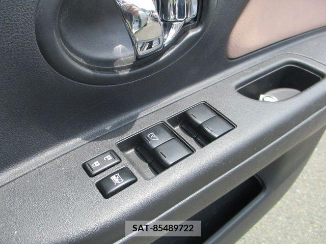 Nissan MARCH 2013-02 363182-13