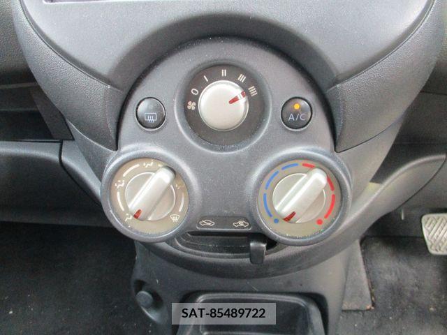 Nissan MARCH 2013-02 363182-8