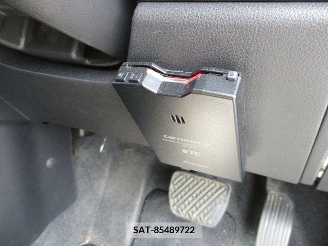 Nissan MARCH 2013-02 363182-12