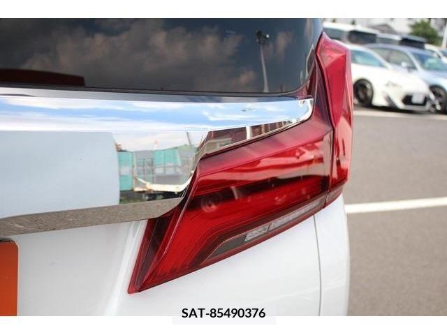 Toyota ALPHARD 2018-03 332891-13