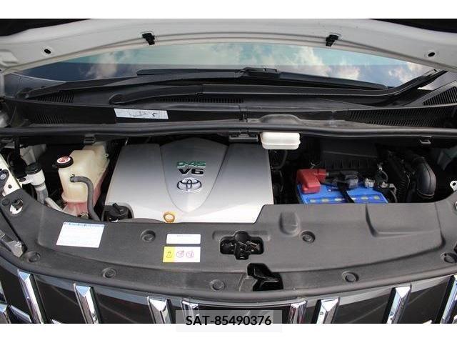 Toyota ALPHARD 2018-03 332891-1