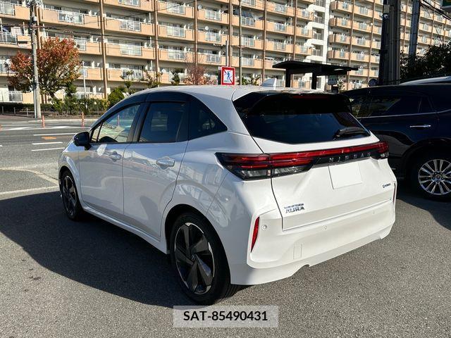 Nissan AURA 2022-11 208689-5
