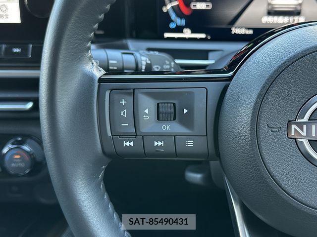 Nissan AURA 2022-11 208689-25