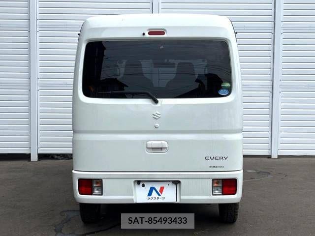Suzuki EVERY 2018-07 390722-15