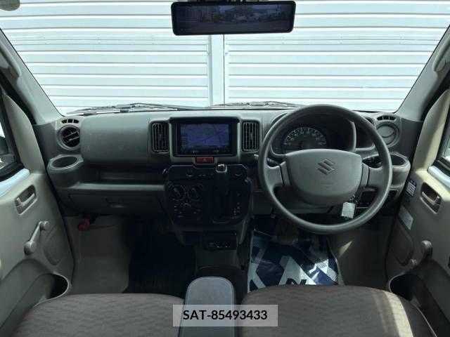 Suzuki EVERY 2018-07 390722-1