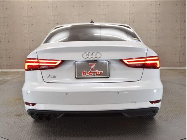 Audi A3 SEDAN 2020-12 7628-11