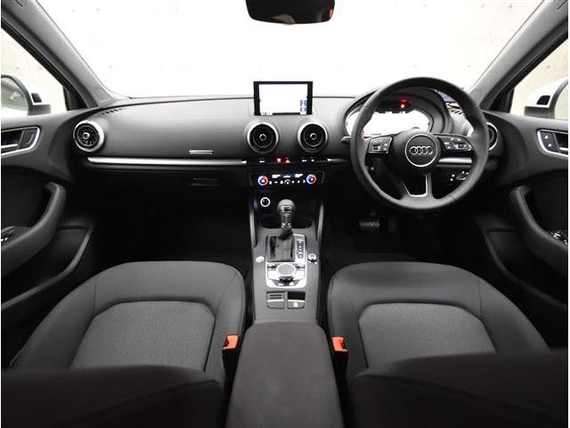 Audi A3 SEDAN 2020-12 7628-2