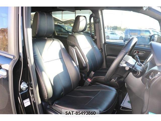 Toyota VOXY 2018-11 223536-12