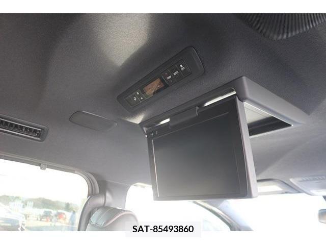 Toyota VOXY 2018-11 223536-4