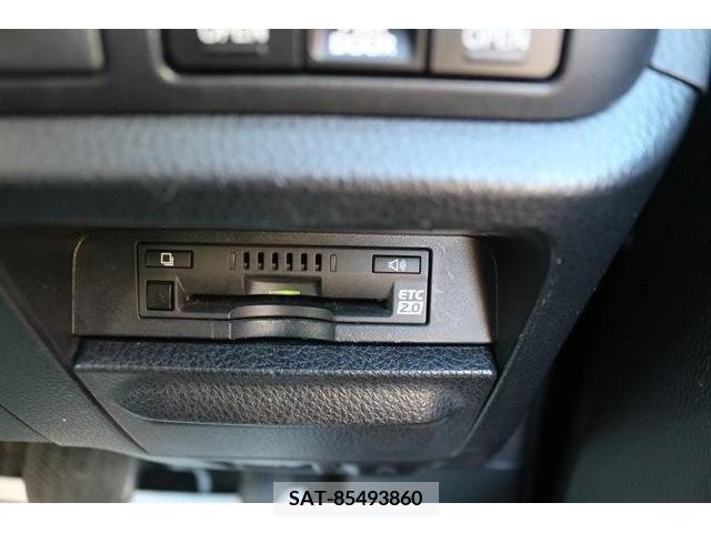 Toyota VOXY 2018-11 223536-3