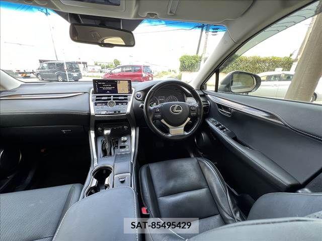 Lexus NX 2018-05 362957-26