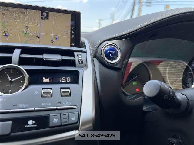 Lexus NX 2018-05 362957-17