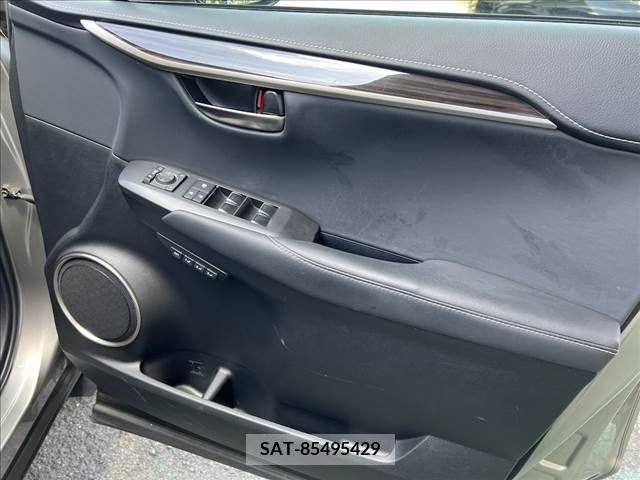 Lexus NX 2018-05 362957-13