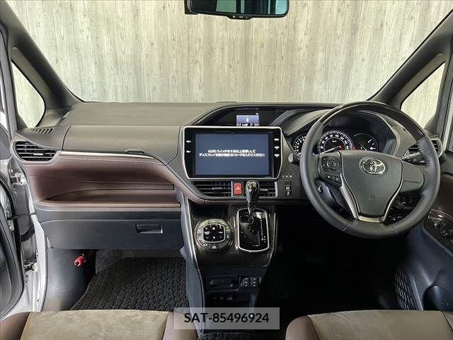 Toyota ESQUIRE 2018-02 331530-1