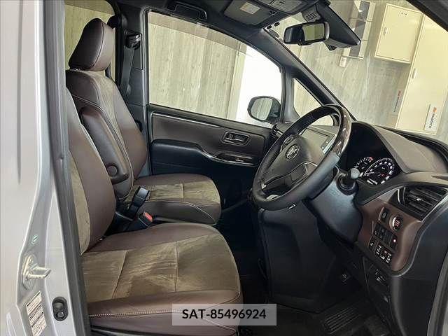 Toyota ESQUIRE 2018-02 331530-14