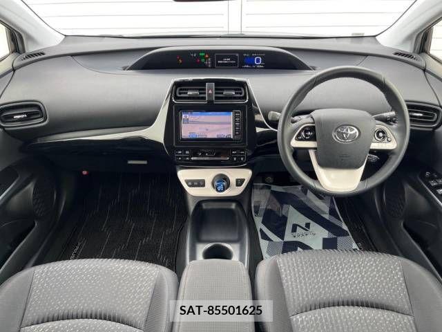 Toyota PRIUS 2017-03 257259-1