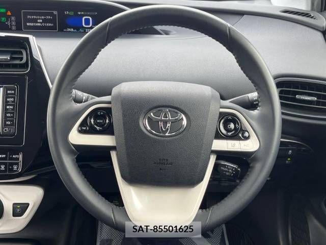 Toyota PRIUS 2017-03 257259-11