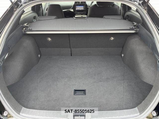 Toyota PRIUS 2017-03 257259-10