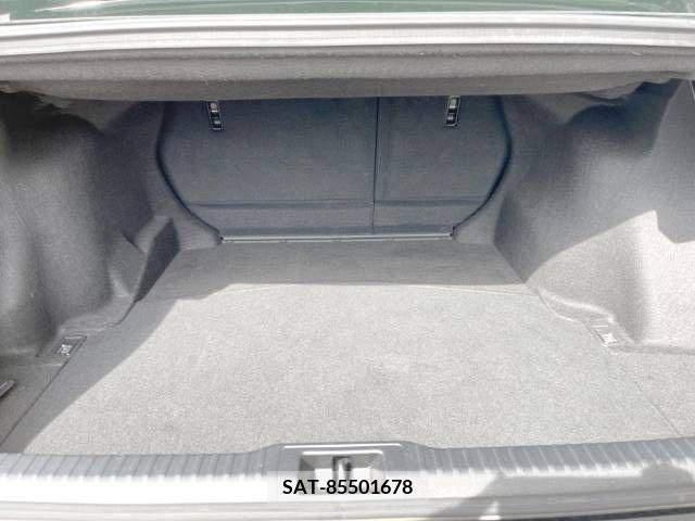 Lexus IS 2021-05 275748-8