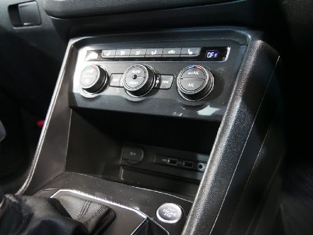 VolksWagen TIGUAN 2020-04 23166-23