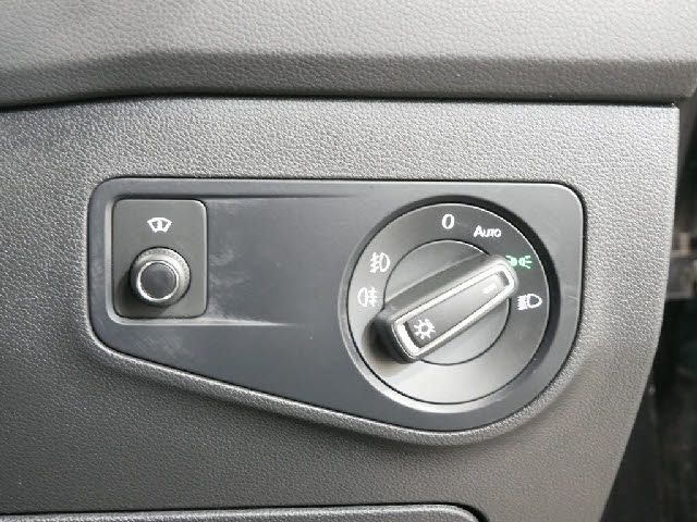 VolksWagen TIGUAN 2020-04 23166-26