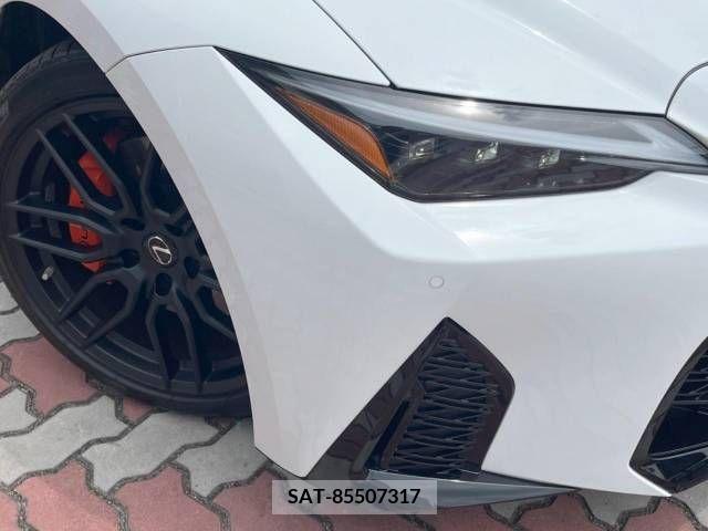 Lexus IS 2022-05 275404-12
