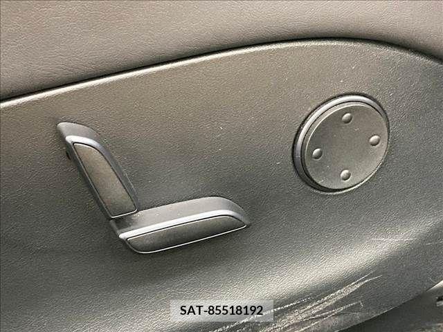 Tesla MODEL S 2018-11 299038-10
