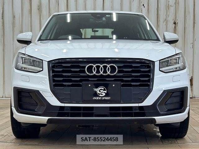 Audi Q2 2019-09 348435-11