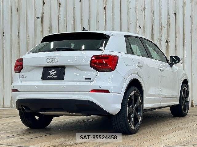 Audi Q2 2019-09 348435-16