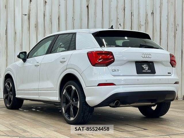 Audi Q2 2019-09 348435-15