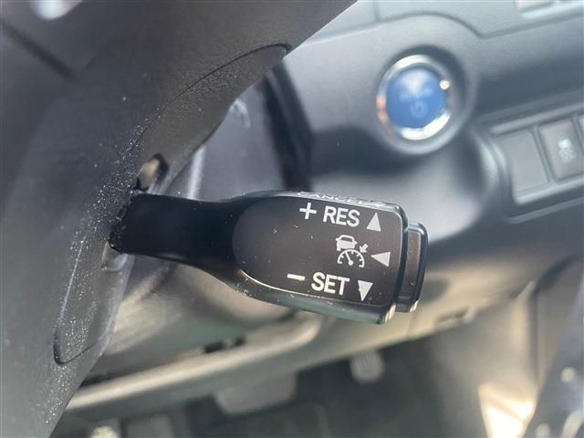 Toyota CAMRY HYBRID 2016-04 181423-12