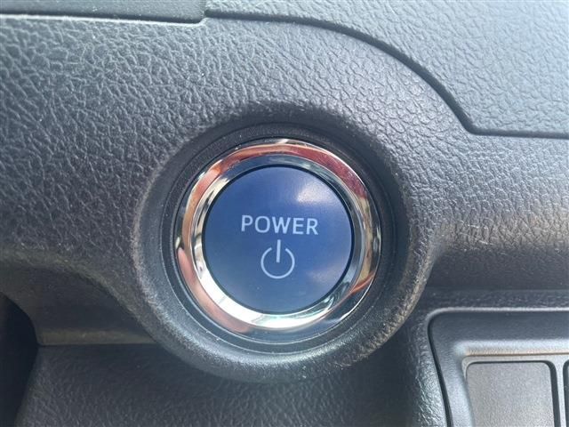 Toyota CAMRY HYBRID 2016-04 181423-22