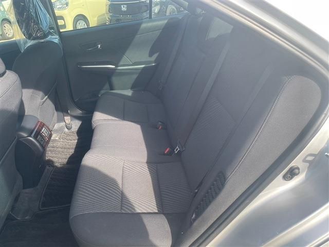 Toyota CAMRY HYBRID 2016-04 181423-3