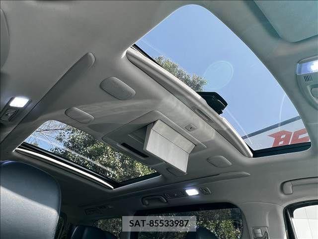 Toyota ALPHARD 2012-05 233967-3