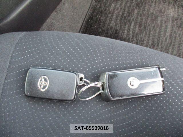 Toyota PRIUS 2014-03 202660-11