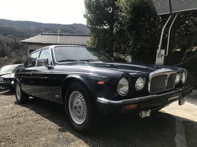Daimler DAIMLER 1991-06 2746-2
