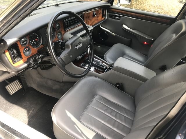 Daimler DAIMLER 1991-06 2746-3