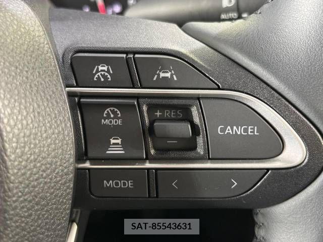 Toyota VOXY 2023-05 313582-5